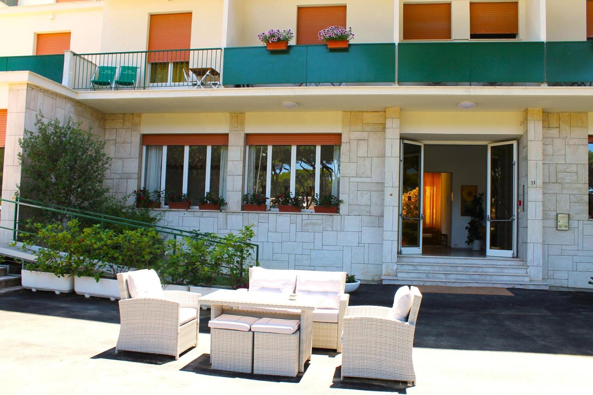 Residence Delle Nazioni Принчипина-а-Маре Экстерьер фото