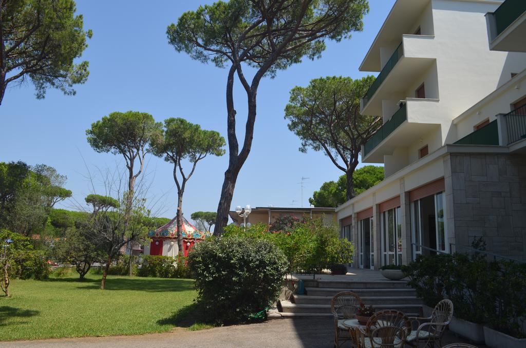 Residence Delle Nazioni Принчипина-а-Маре Экстерьер фото